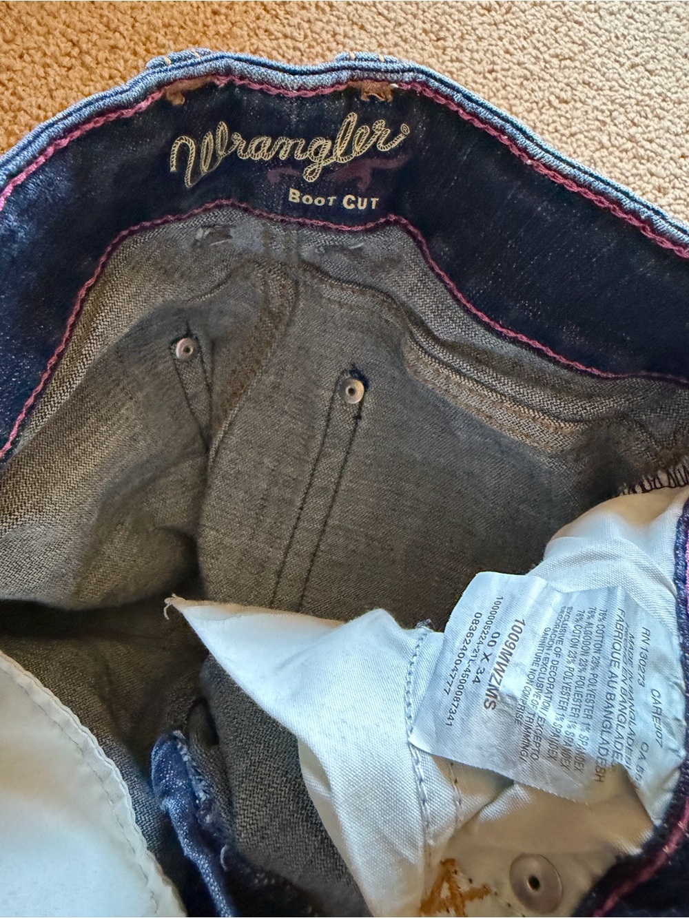 Wrangler Women's Dark Blue Bootcut Jeans with Contrast Stitching - Picture 2 of 2